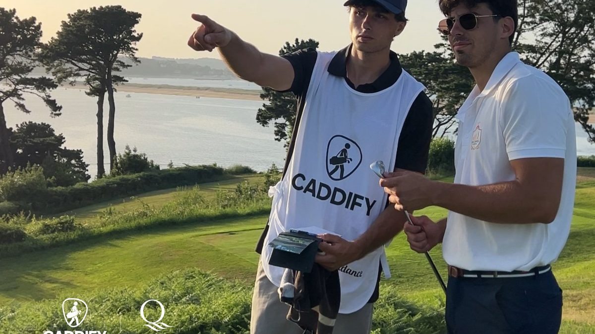 Formación de caddies en Camiral